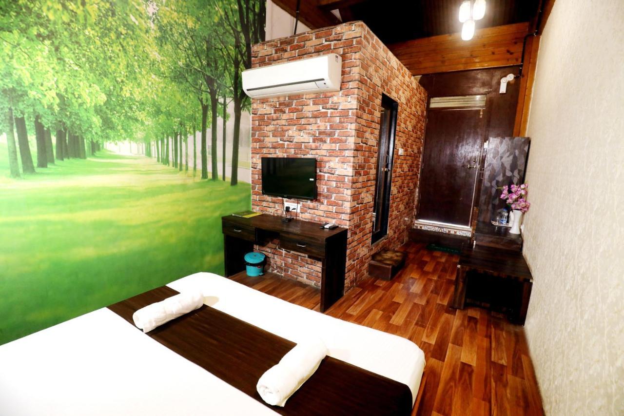 Hotel Pali Village 2*
