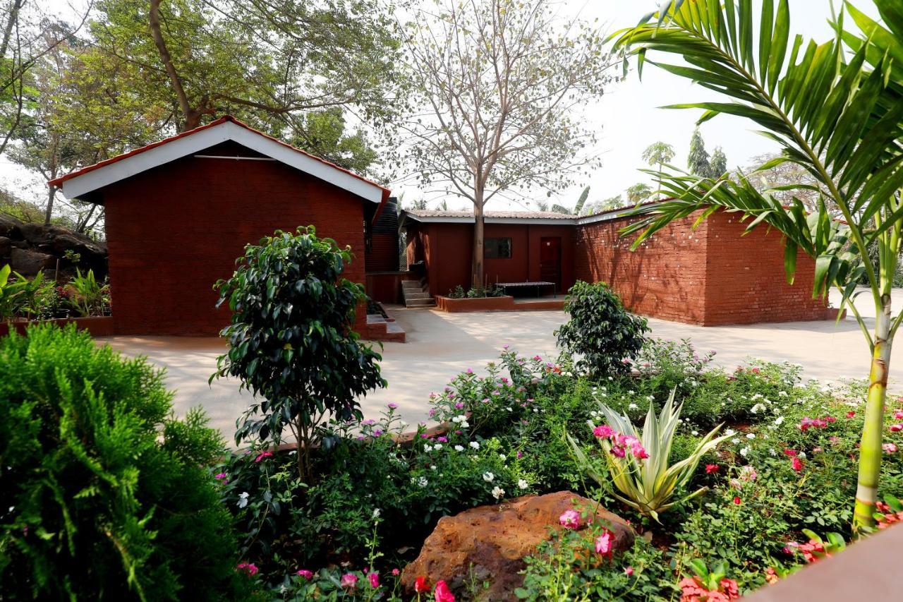 Pali Village 2*