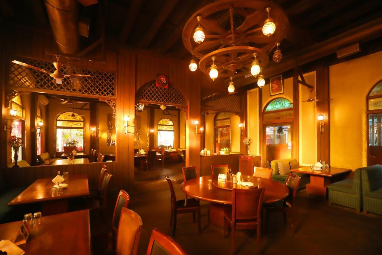 Pali Village Hotel